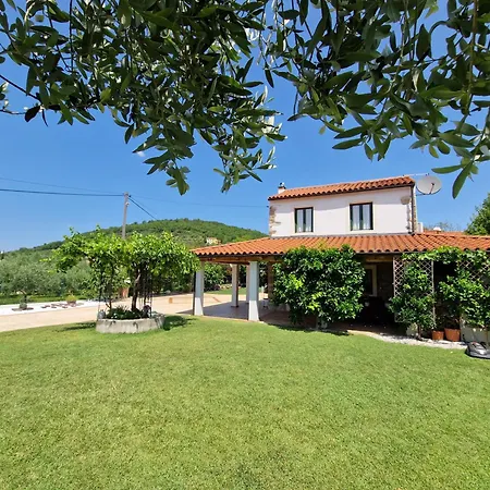 House Murva- Pet Friendly